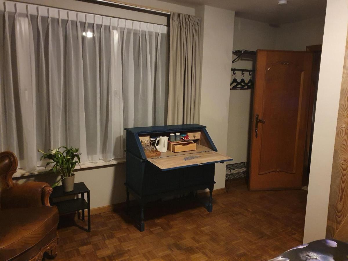 Guesthouse Deladix Hasselt Bagian luar foto