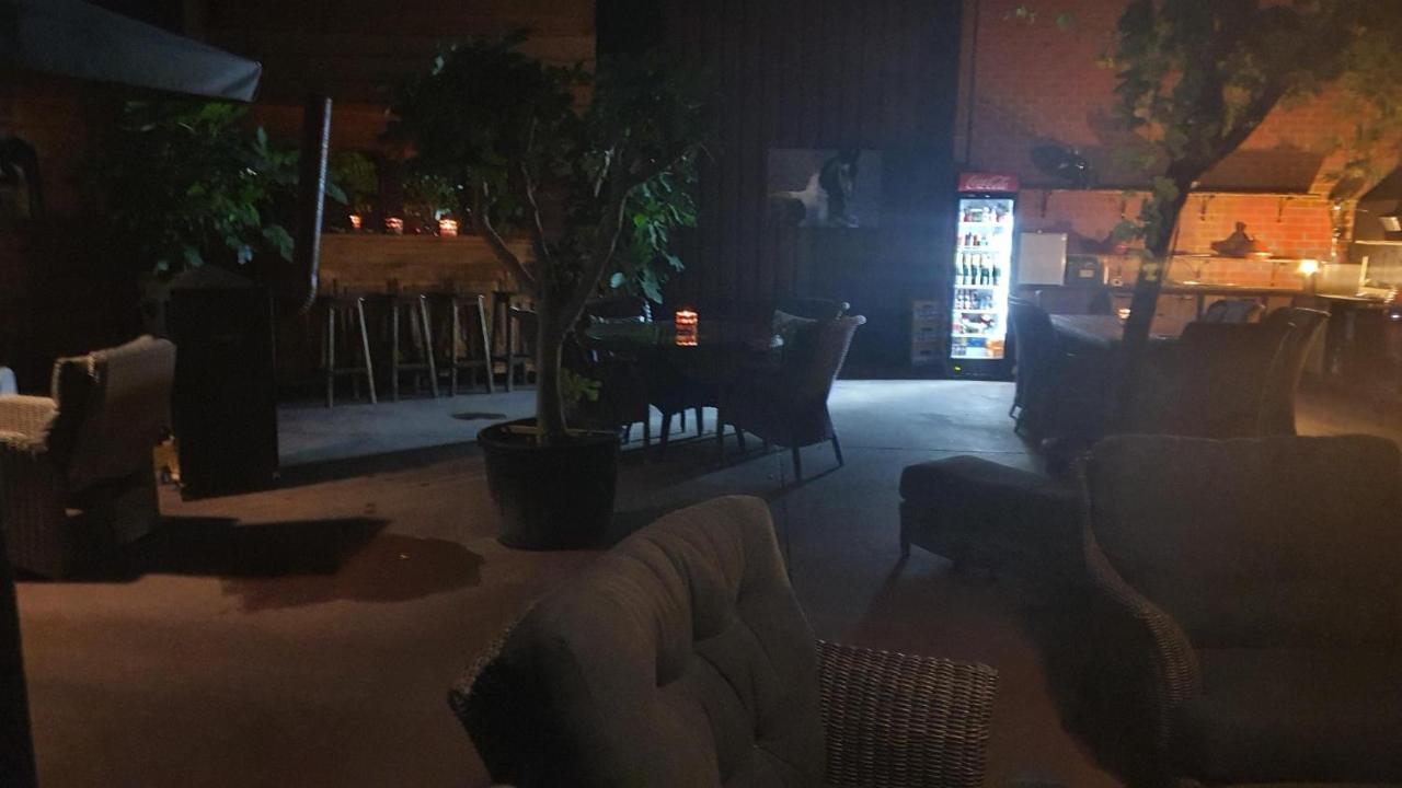 Guesthouse Deladix Hasselt Bagian luar foto
